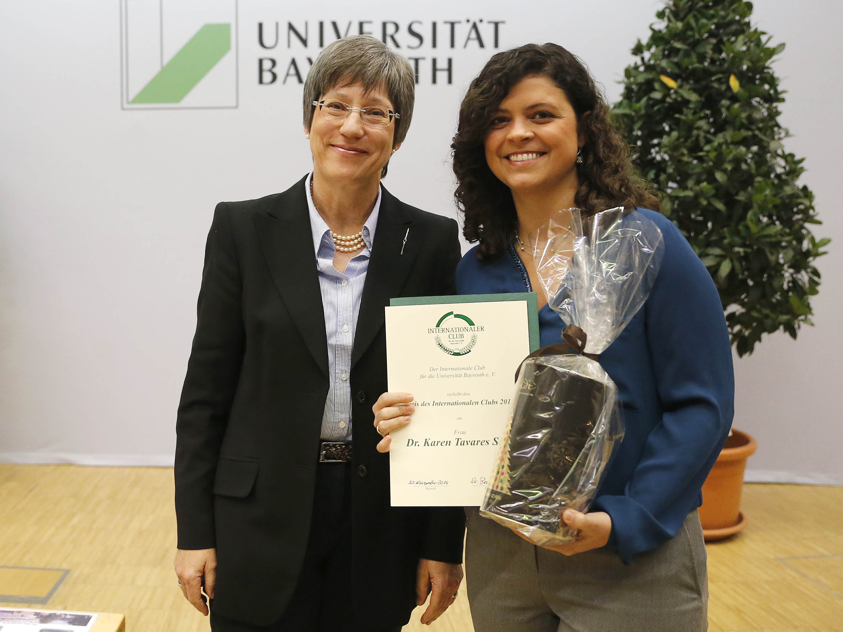 Dr. Karen Tavares Silva Akademische Jahresfeier 2014 Universität Bayreuth